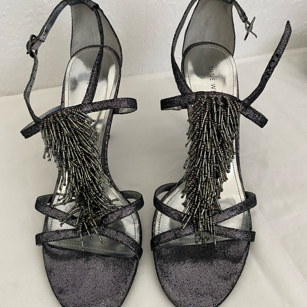 Nine West beautiful metallic beaded shoes